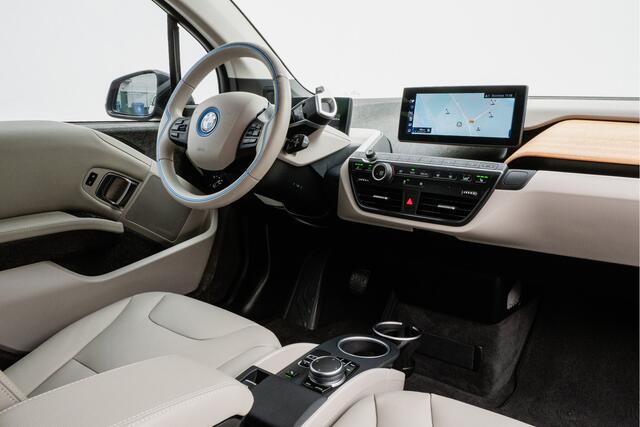 BMW i3 Executive Edition 120Ah 42 kWh Lederen int./ Harman Kardon/ Stoelverwarming/ LED/ Warmtepomp/ DAB+