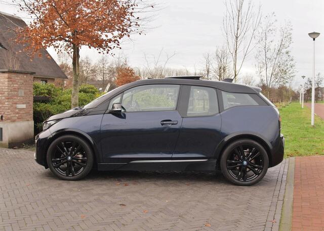 BMW i3 S Executive Edition 120Ah 42 kWh | Panoramadak | Harman Kardon | Camera | Apple Carplay | Cruise Control |