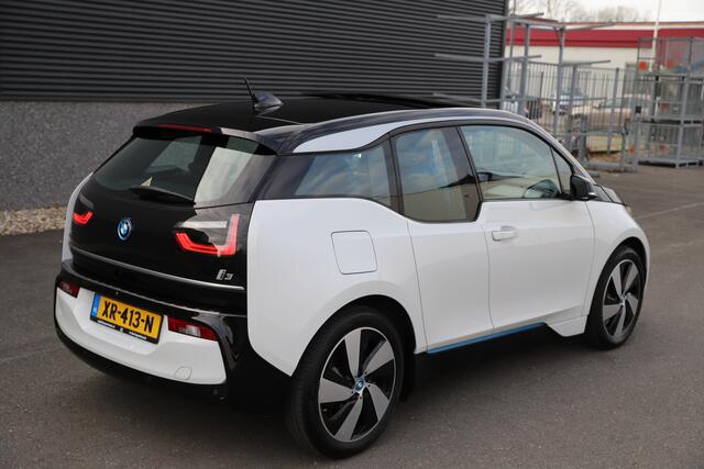 BMW i3 120Ah 42 kWh Executive/1e eig./Schuifdak/Adaptive/89%!/W-pomp/Navi-pro/3-fase