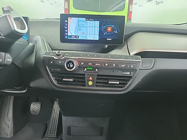 BMW i3 Executive Edition 120Ah 42 kWh | Panoramadak | Stoelverwarming | Adaptive Cruise Control | Navigatie | Keyless | Camera | Parkeersensoren | Warmtepomp | NAP | BTW