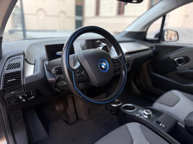 BMW i3 120Ah 42kWh Executive Edition l Warmtepomp l Camera l Navi l Cruise- en Climate Control
