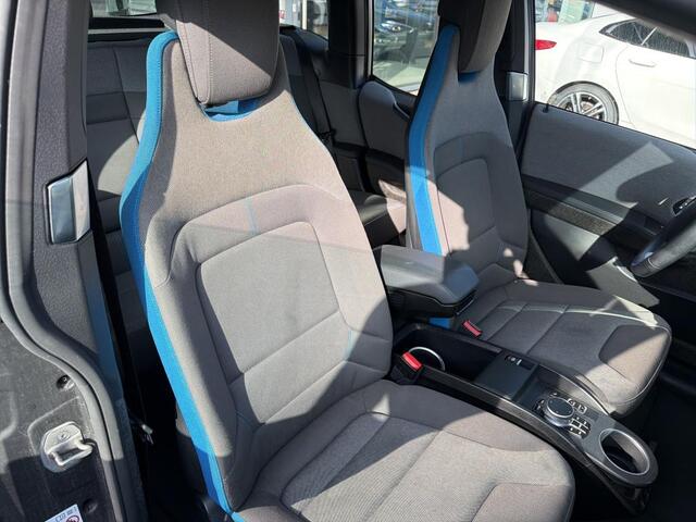 BMW i3 Business Edition 120Ah 42 kWh | 20" | Snellader | CarPlay | Panorama | Camera