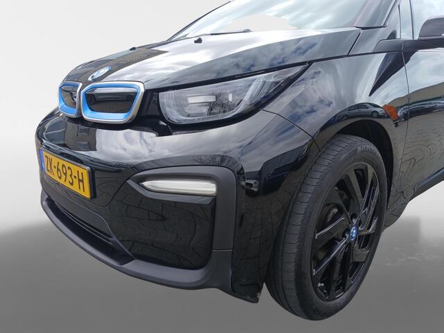 BMW i3 Basis 94Ah 33 kWh | Verw. stoelen | Navigatie | Parkeersensoren | 19"Velgen |