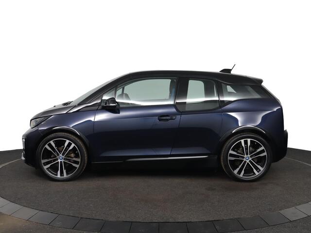 BMW i3 S Executive Edition 120Ah 42 kWh | voorstoelen verwarmd | achteruitrijcamera | warmtepomp | parkeersensor voor/achter | Lentevoordeel