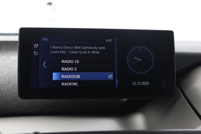 BMW i3 S Executive Edition 120Ah 42 kWh | voorstoelen verwarmd | achteruitrijcamera | warmtepomp | parkeersensor voor/achter | Lentevoordeel