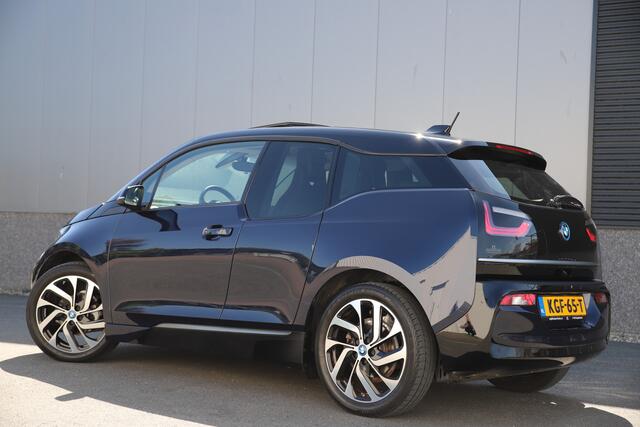 BMW i3 Executive 120ah 42 kWh/Sunroof/Adaptive/Leder/W-pomp/Camera/3-fase