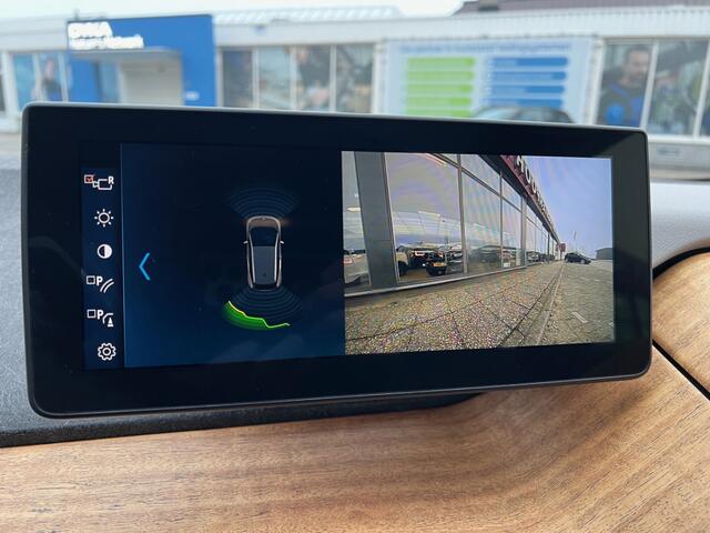 BMW i3 Executive 120ah 42 kWh/Sunroof/Adaptive/Leder/W-pomp/Camera/3-fase