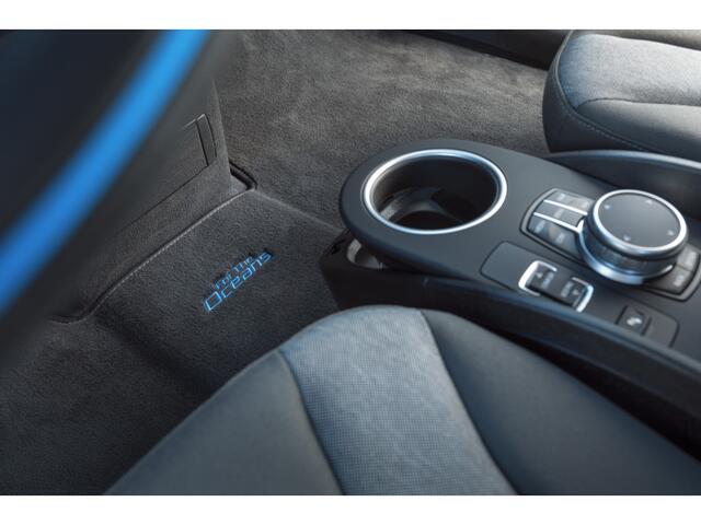 BMW i3 *For the Oceans* 120Ah 42 kWh //W-pomp/20"Jet-black/Camera/3-fase/Led