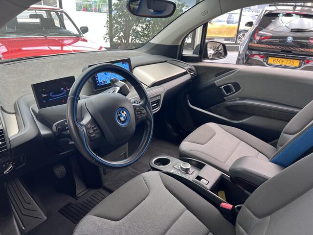 BMW i3 Executive 120Ah 42 kWh Carplay/W-pomp/Navi-Pro/ 14.066km