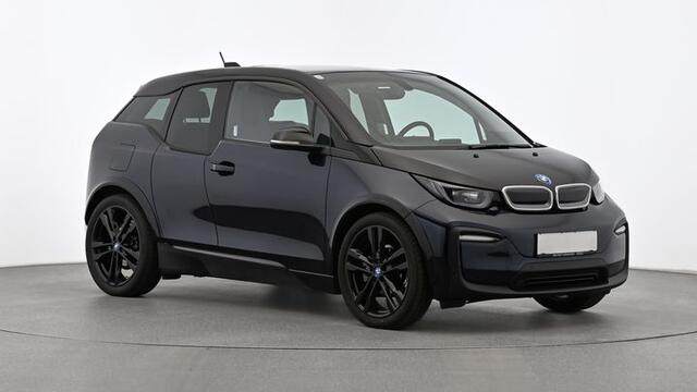 BMW i3 120Ah 42 kWh | Panorama | H&K | SOH 97% | Carplay | Camera | Sport-pakket | Exclusive | Interesse, Proefrit? Bel of app met: 06-24 28 28 42 / 06-42130156