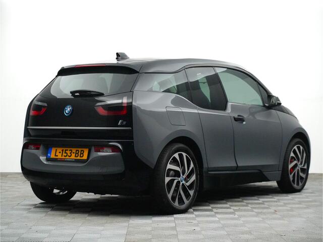 BMW i3 Executive 170pk 120Ah 42 kWh 420 Rijbereik,Warmtepomp,LED,Navi,Carplay,20 inch