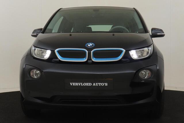 BMW i3 BASIS 94Ah 33 kWh -CAMERA|NAVI|STOELVERW.|WARMTEPOMP|19"