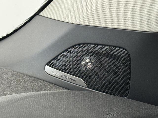BMW i3 Basis 120Ah 42 kWh | Navigatie | Camera | Stoelverwarming | Harman / Kardon Audio |