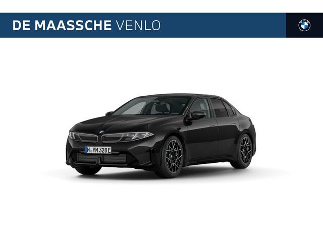 BMW i3 50 xDrive M Sport / Panoramadak / Trekhaak / M Multifunctionele stoelen / 3D Head-Up / Stuurverwarming / Parking Assistant Plus