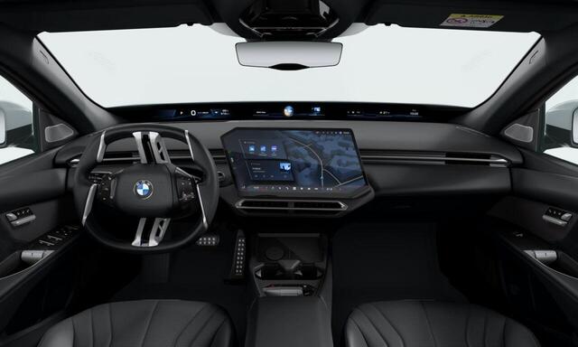 BMW i3 50 xDrive | First Edition | M Sportpakket | Harman Kardon | Panoramadak | Trekhaak | Verlichte Iconic Glow Grille