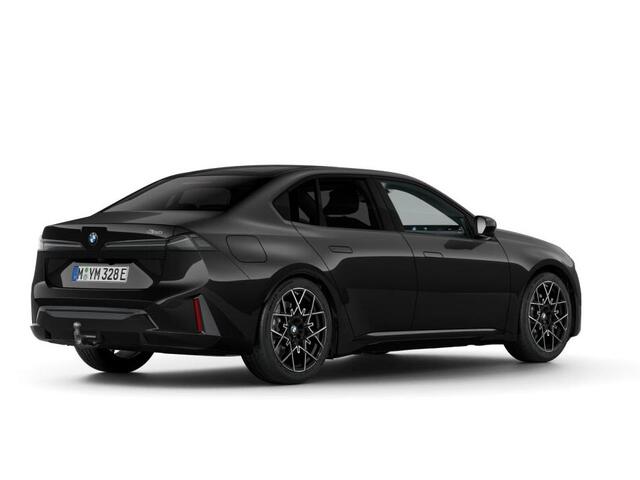 BMW i3 50 xDrive First Edition | M Sportpakket | Innovation Pack | Digital Pack | Harman Kardon