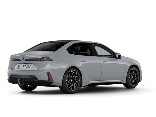 BMW i3 50 xDrive First Edition M Sportpakket | Innovation Pack | Digital Pack | Panoramadak | Trekhaak