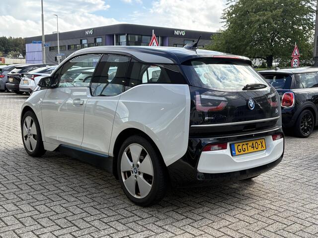 BMW i3 Basis 120Ah 42 kWh | Camera | Stoel verwarming |