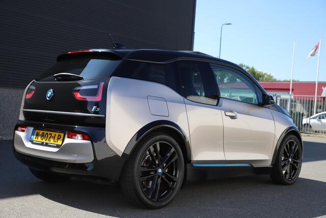 BMW i3 Executive 120Ah 42 kWh Kaschmir silver/ Sunroof/Carplay/W-pomp