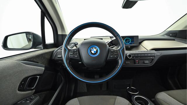 BMW i3 170PK 120AH 42 KWH | Warmtepomp | Panoramadak | Harman Kardon