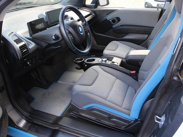 BMW i3 Basis 94Ah 33 kWh | STOELVERWARMING | NAVIGATIE | ACHTERUITRIJCAMERA |