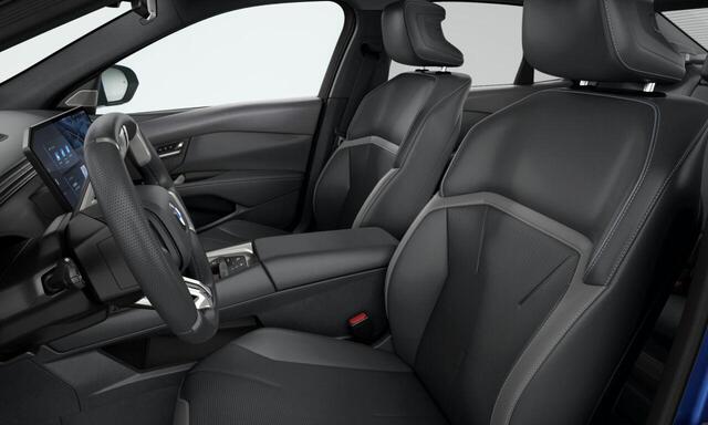 BMW i3 50 xDrive First Edition M Sportpakket | Panoramadak | Driving Assistant Plus | Parking Assistant Plus | Digital Pack