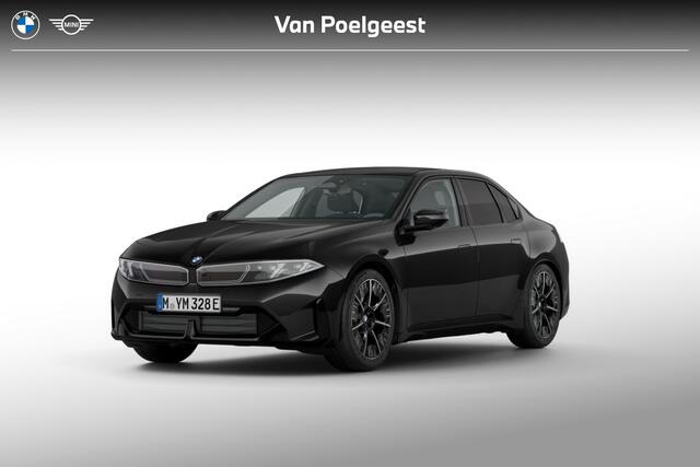 BMW i3 Sedan 50 xDrive First Edition | M Sportpakket | Innovation Pack | Trekhaak | Panoramadak