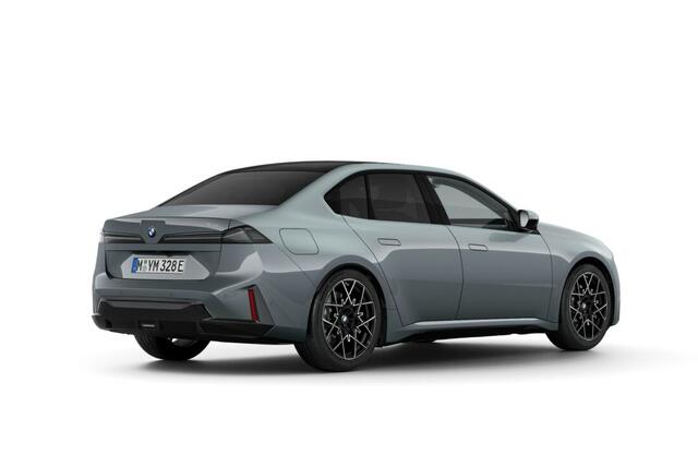 BMW i3 Sedan 50 xDrive First Edition | M Sportpakket | Innovation Pack | Panoramadak