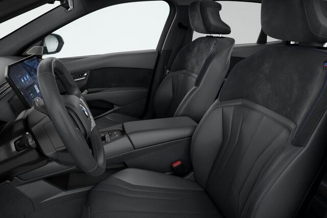 BMW i3 Sedan 50 xDrive First Edition | M Sportpakket | Innovation Pack | Trekhaak | Panoramadak