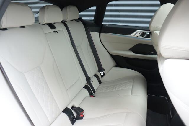 BMW i4 M50 | High Executive / M Sport Pro / Panodak / Head-Up / Driving Assistant Prof. / Harman Kardon / Elektr. Stoelen / 20'' LMV