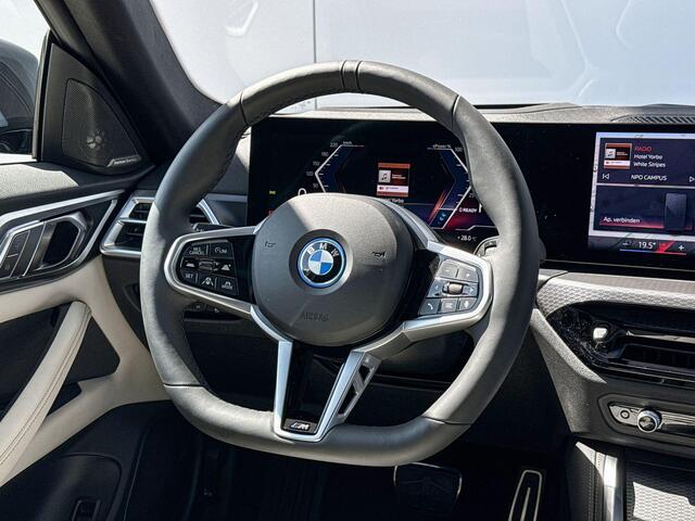 BMW i4 eDrive35 M-Sport / Stoelverwarming / Getinte Ramen / Parking Assistant Plus / Driving Assistant / Head Up Display