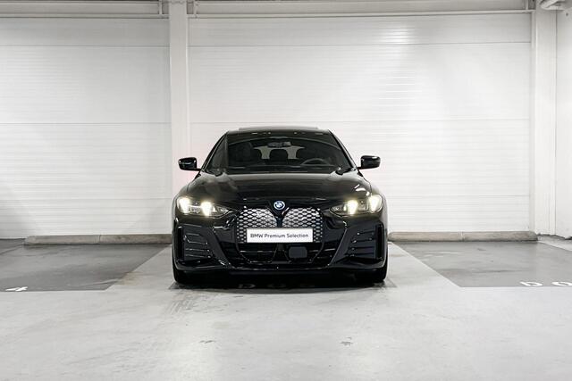 BMW i4 xDrive40 M-Sport Pro | Comfort Pack | Innovation Pack | Harman/Kardon | Schuif-/Kanteldak