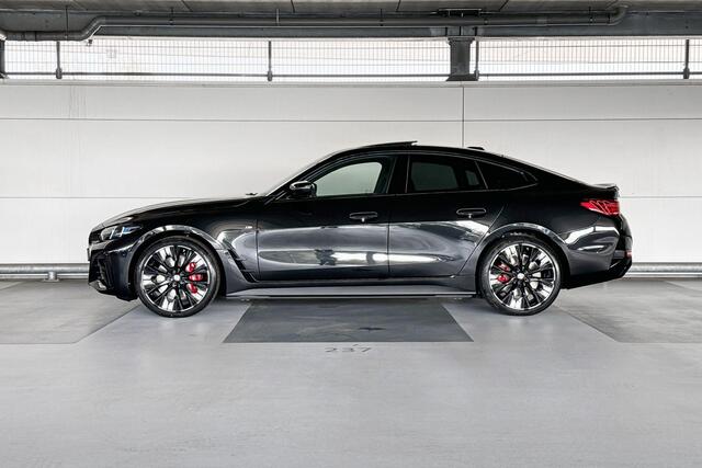 BMW i4 eDrive35 M Sport Edition 70 kWh | M Sportpakket Pro | Elektrisch bediend glazen schuif-/kanteldak