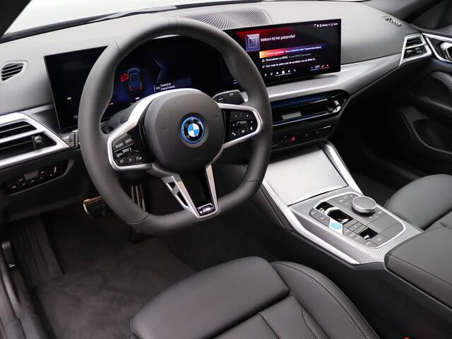 BMW i4 eDrive35 M Sport Edition | Stuurwielrand verwarmd | DAB | Parking Assistant | 18''