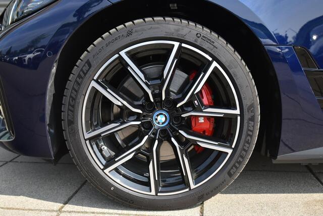 BMW i4 eDrive35 High Executive / M Sport