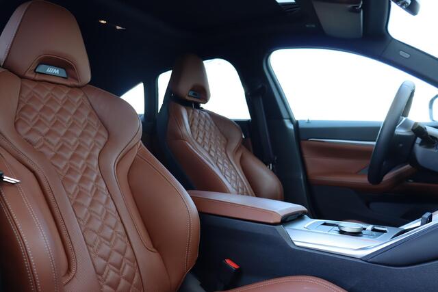 BMW i4 eDrive40 High Executive M-Sport Stoelen /