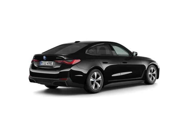 BMW i4 eDrive35