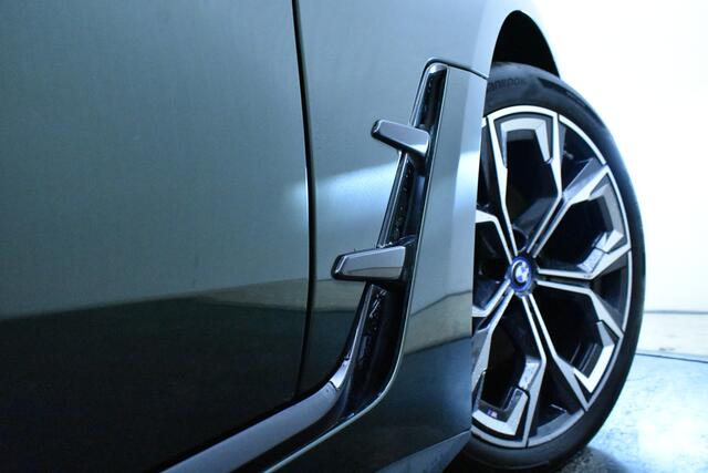 BMW i4 eDrive40 High Executive 84 kWh M-Sport Aerodynamica 19 inch