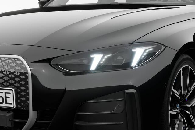 BMW i4 eDrive35 M Sport Edition | Elektrisch glazen schuif-/kanteldak | Extra getinte ruiten