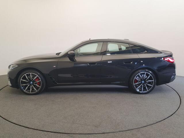 BMW i4 eDrive40 M-Sport 84 kWh Panoramadak, M-Sportstoelen, 360° Camera