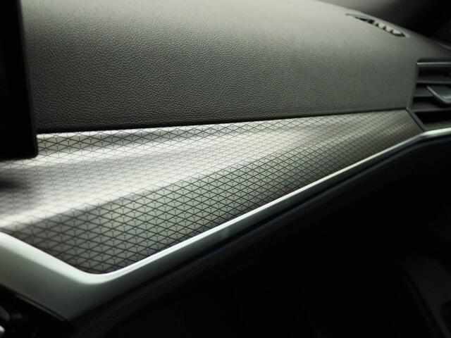 BMW i4 M50 xDrive | High Executive | M Sportpakket Pro | Personal CoPilot Pack | Safety Pack