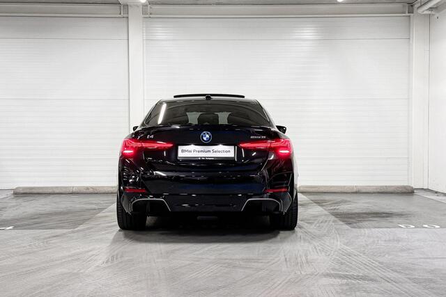BMW i4 eDrive35 | M-Sport Pro | Comfort Pack | Active Cruise Control | Schuif-/kanteldak | Comfort Access