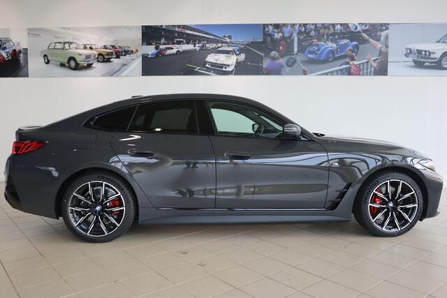 BMW i4 eDrive40 M Sportpakket Pro | Innovation pack | Driving Assitant | Comfort Pack