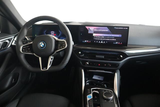BMW i4 eDrive40 M Sportpakket Pro | Innovation pack | Driving Assitant | Comfort Pack