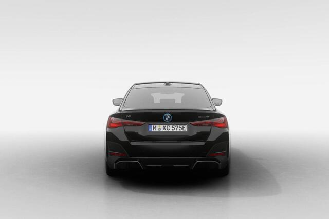 BMW i4 eDrive40 M Sport Edition | Comfort Pack | Active Cruise Control | Elektrisch bediend glazen schuif-/kanteldak