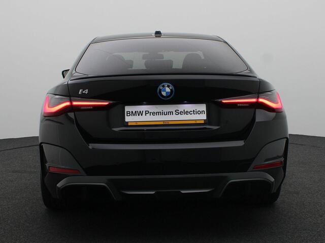 BMW i4 eDrive40 84 kWh M Sportpakket | Parking Assistant | DAB | HiFi | 18''