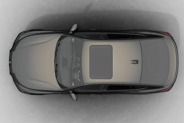 BMW i4 eDrive35 M Sport Edition | M Sport Pro | Comfort Pack | 19" LM M Y-Spaak styling 859M BiColor Jet Black uni
