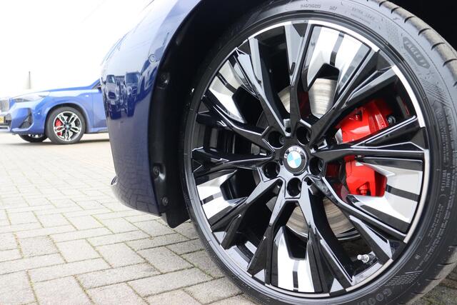 BMW i4 eDrive40 84 kWh M Sportpakket Pro/ Comfort Access/ 20" LMV/ Harman-Kardon/ Panoramadak/ Innovation Pack