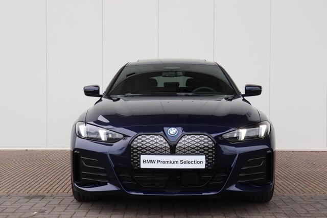 BMW i4 eDrive40 84 kWh M Sportpakket Pro/ Comfort Access/ 20" LMV/ Harman-Kardon/ Panoramadak/ Innovation Pack