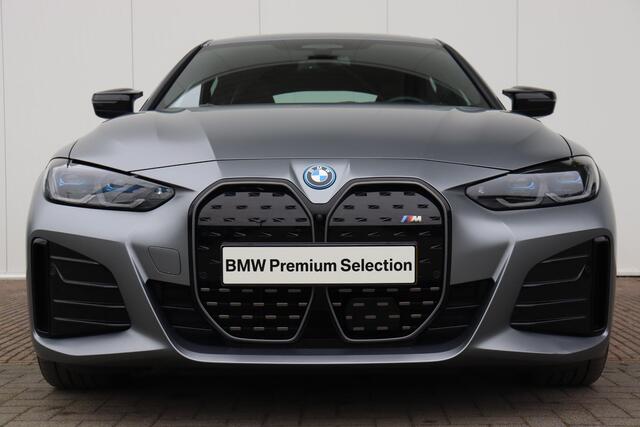 BMW i4 M50 High Executive Model M Sport / Harman Kardon / Schuif-Kanteldak / 20" LMV / M-Sportstoelen / Co-Pilot Pack / Stoelverwarming / Stuurwielrandverwarming